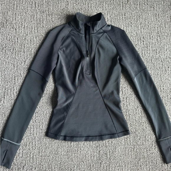 NWOT Lululemon Two-Tone Ribbed Running Half Zip Black / Gull Grey Womens Size 2 - Picture 5 of 10